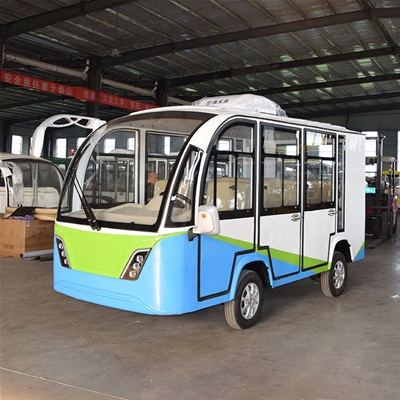 套色带门观光车